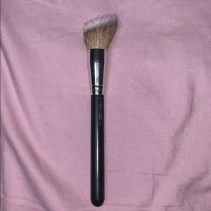 MAC 161 BRUSH